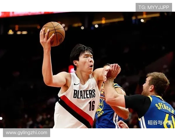 杨瀚森无法解决开拓者进攻困境现阶段他并非球队的最佳选择